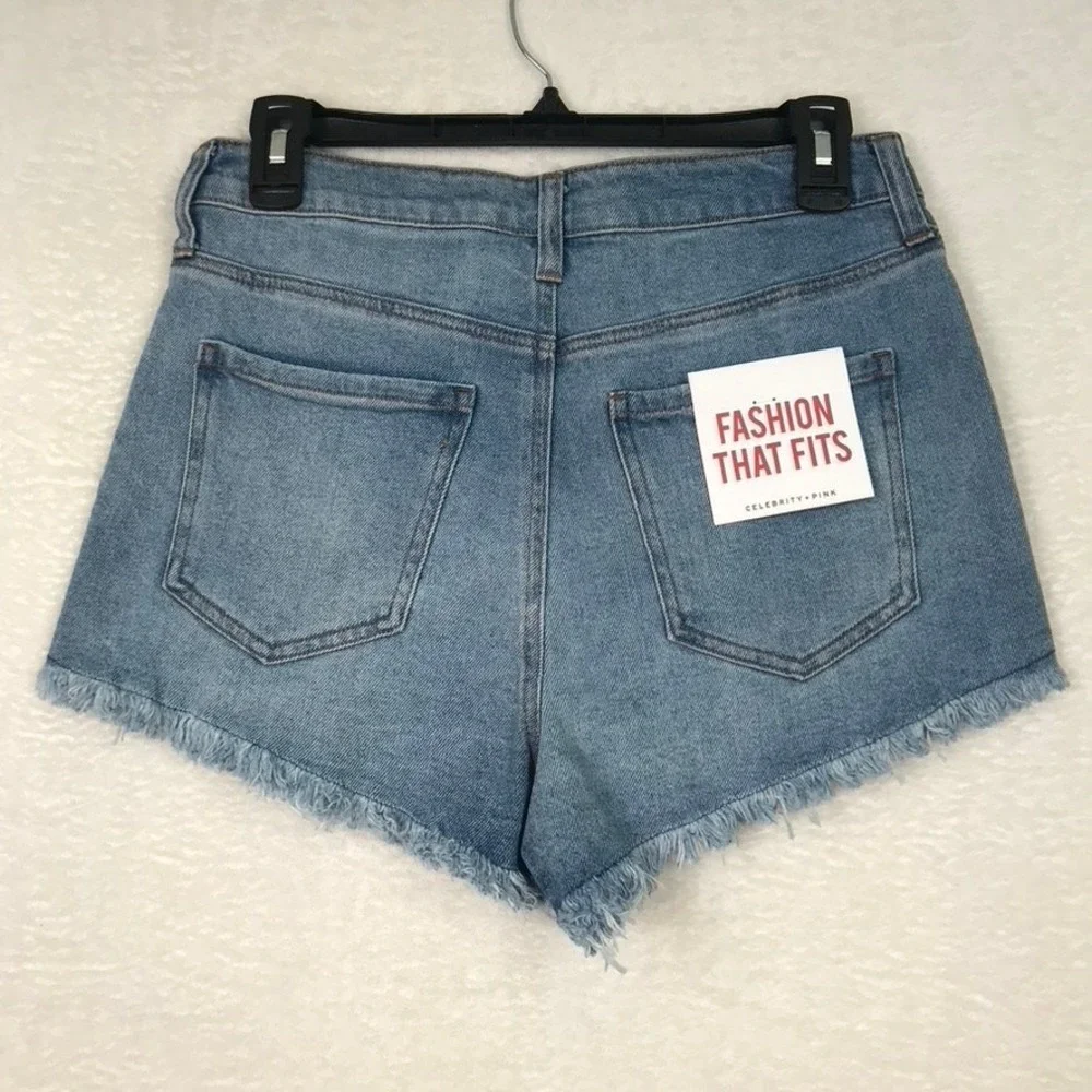 Celebrity Pink Patch Pocket‎ Jean Shorts Size 7 Cut Off Cheeky Western Boho 70s